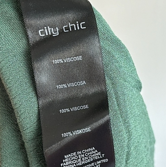 City Chic Jungle Green Off-Shoulder Tropical Tie Maxi Dress Plus Size 18 M NEW - Picture 3 of 13